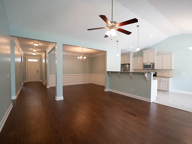 117 Laguna Way — Photo 13