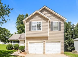 3704 Lower Creek Dr, Douglasville, GA 30135