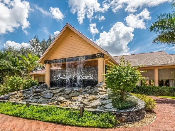 2300 Hidden Lake Dr APT 7, Naples, FL 34112
