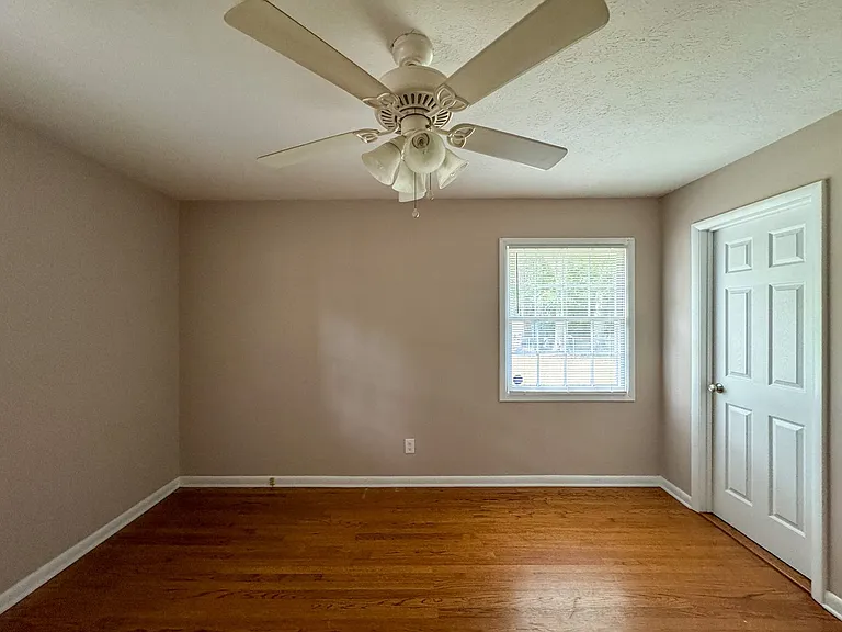 7228 Ainsley St — Photo 16