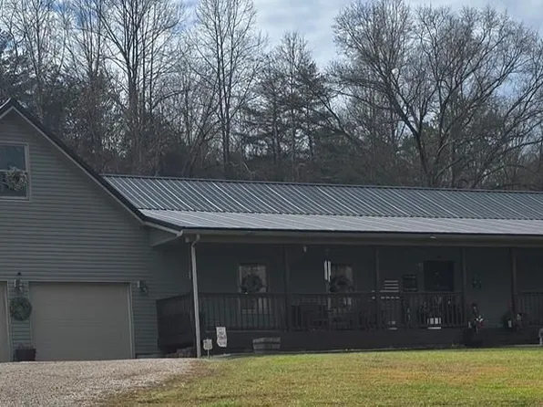 292 W 13th St, Wellston, OH 45692