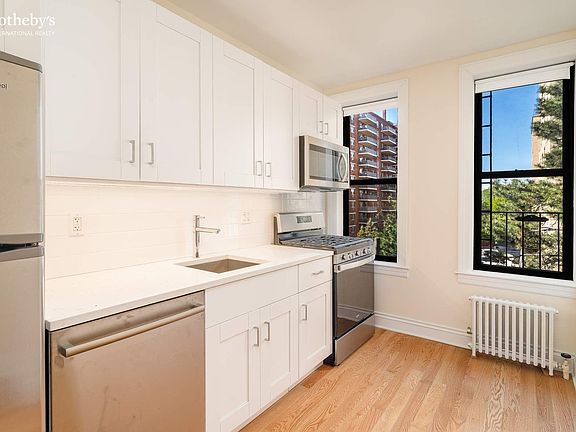 4th image of 53-23 Skillman Ave #3L