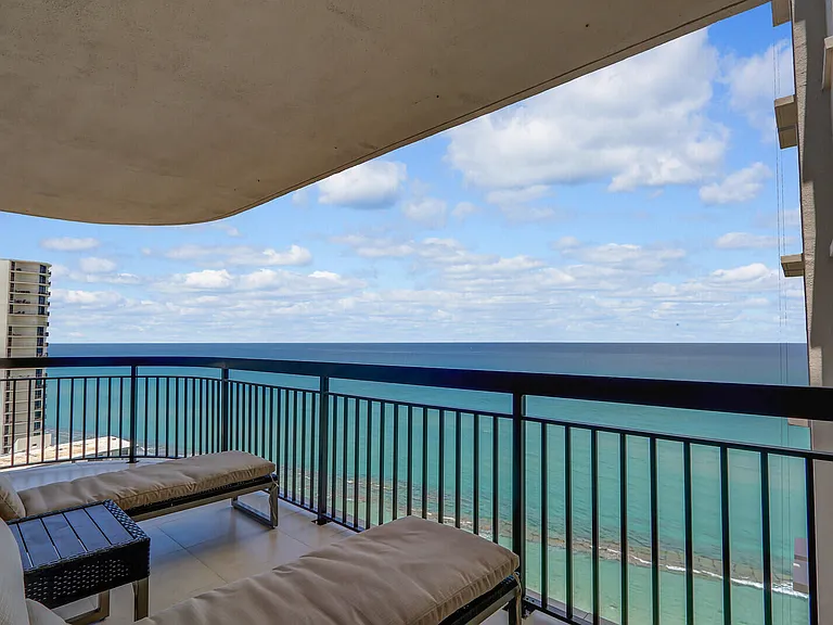 5380 N Ocean Dr #18J — Photo 17