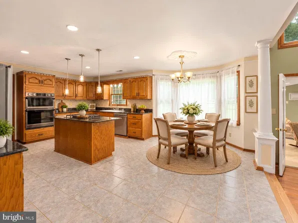 7705 River Rd, Fredericksburg, VA 22407