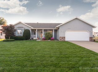5557 Marian Ct SW, Wyoming, MI 49418