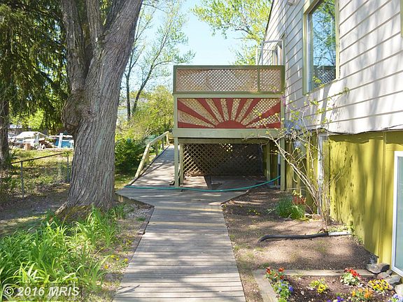 5th image of 15812 Joyce Ln