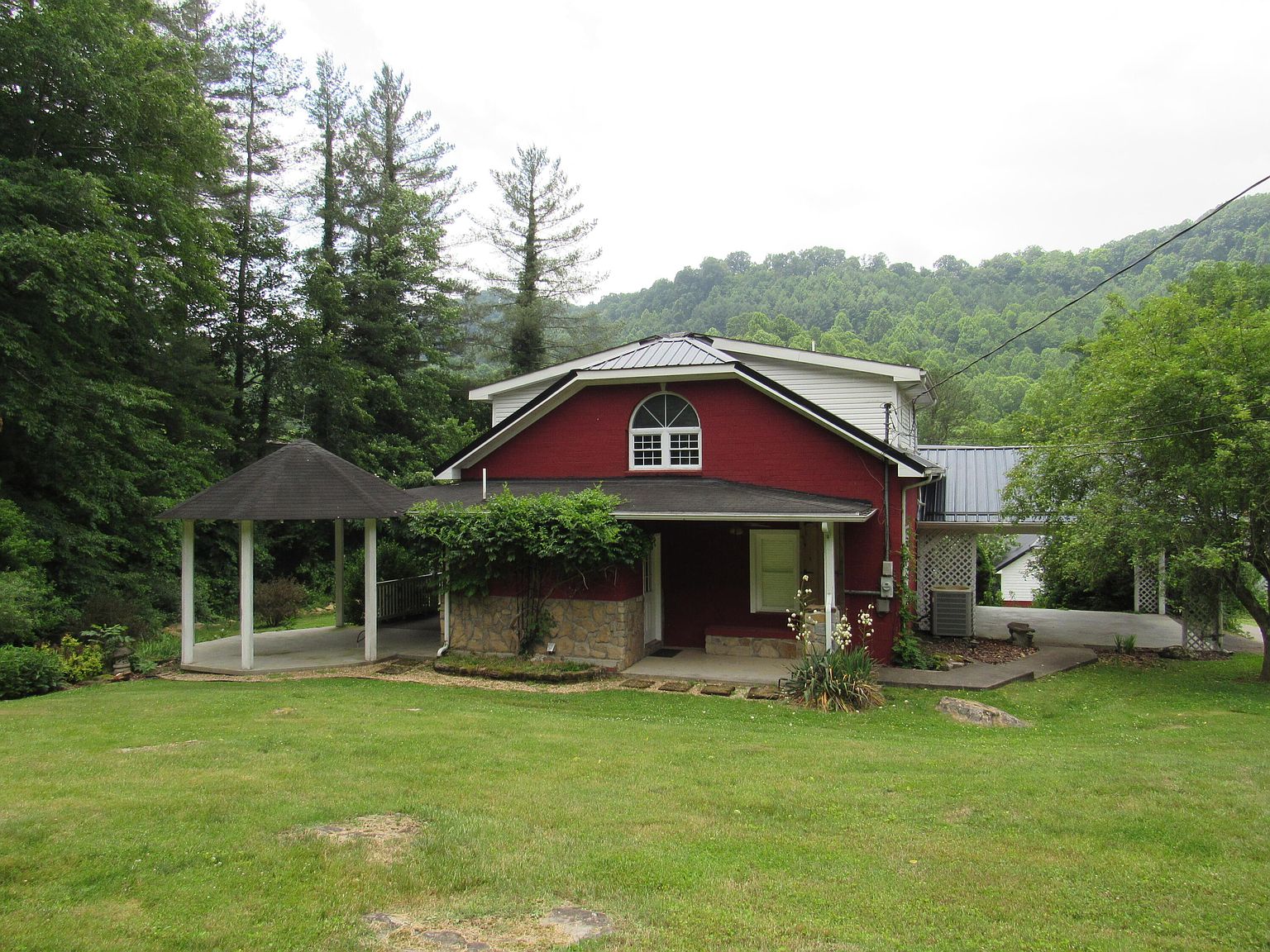 9404 Sock Rd, Pound, VA 24279 MLS 9954029 Zillow