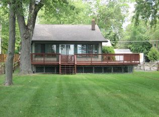 27019 101st St, Trevor, WI 53179