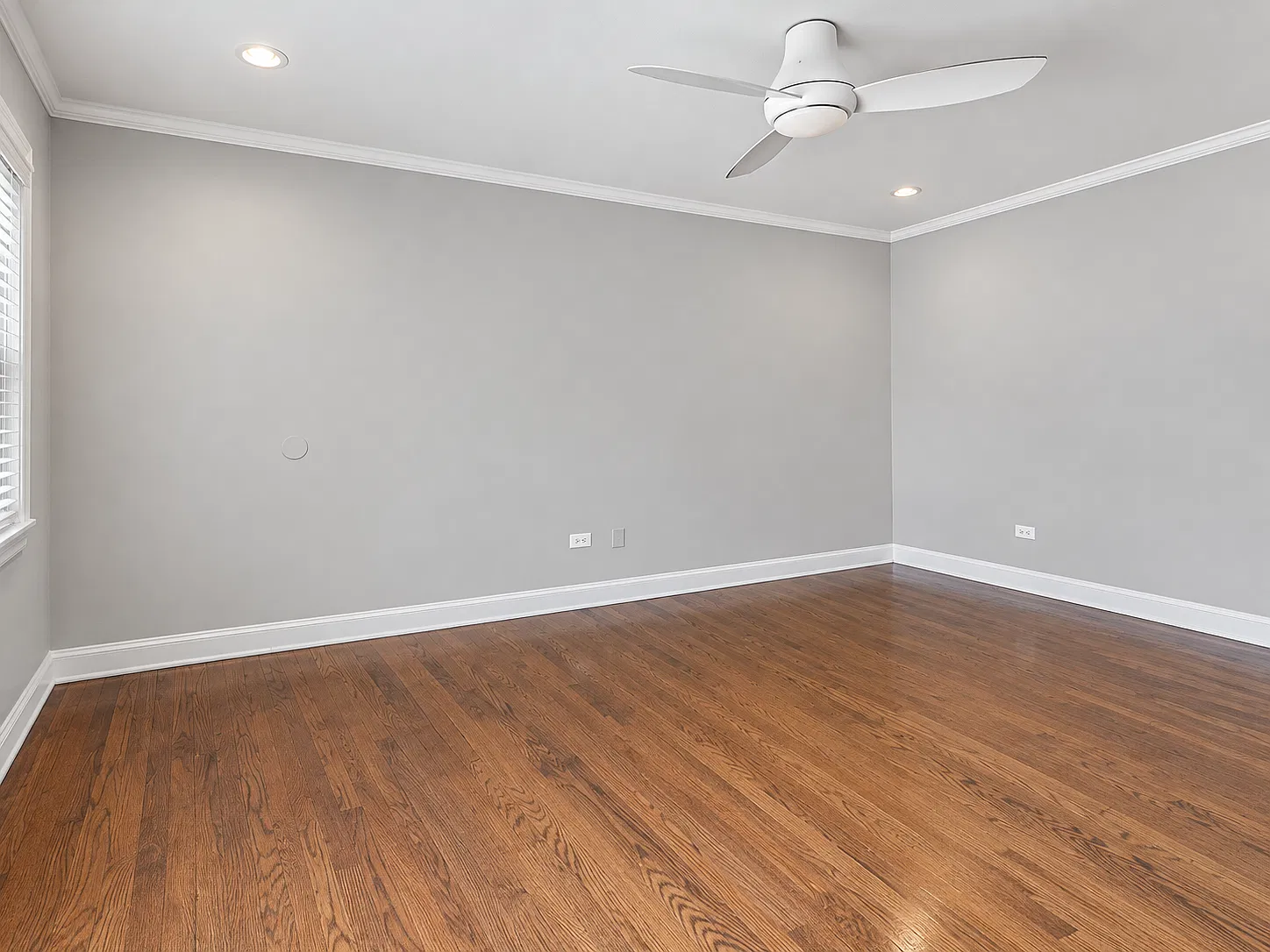 323 N Princeton Ave — Photo 2