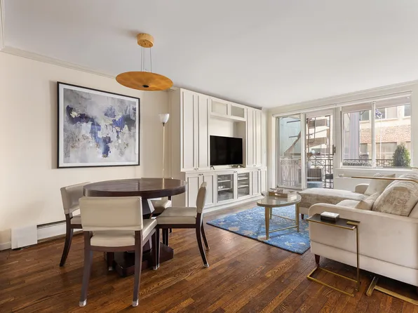 366 West 11th Street image 1 of 6