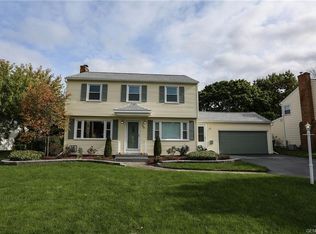 54 Sunflower Dr, Rochester, NY 14621