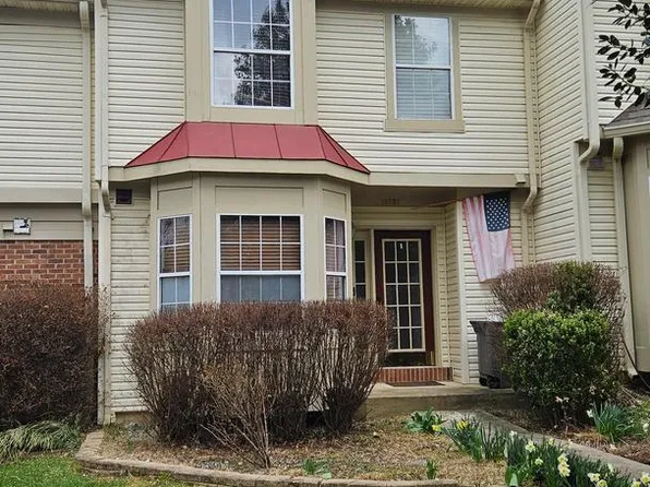 15767 Widewater Dr, Dumfries, VA 22025