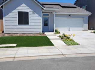 823 Grant Ave W, Madera, CA 93636