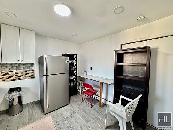 2nd image of 23-30 42nd St #2