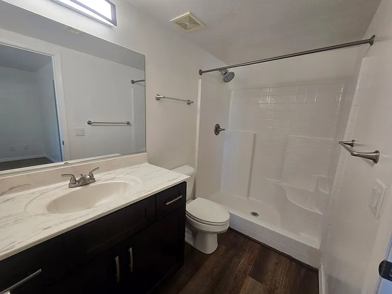 470 Serenity Ct #B — Photo 11