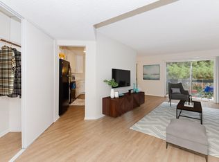 13100 Valleyheart Dr APT 305, Studio City, CA 91604