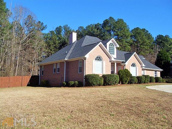 2nd image of 145 Lofty Eagle Ln