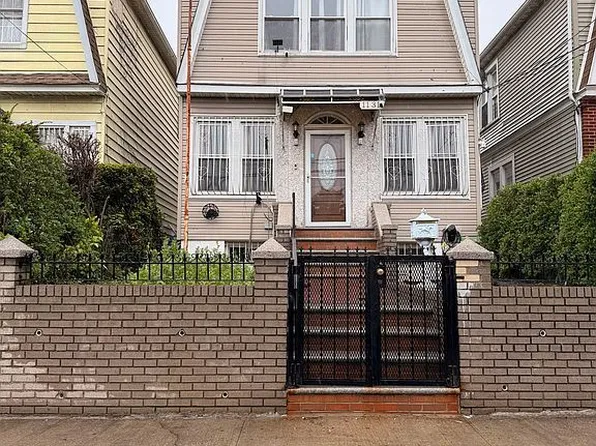 1131 White Plains Rd, Bronx, NY 10472