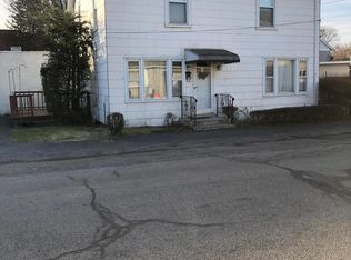 338 W 2nd St, Hazleton, PA 18201