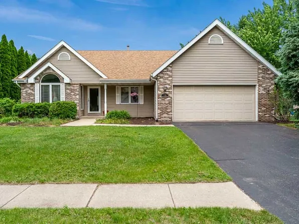 7152 Meadow Trce, Rockford, IL 61114