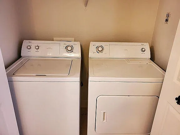 710 E Boyd Dr #306 — Photo 14
