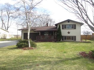 1136 W Exore Ln, Kankakee, IL 60901