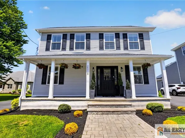 25015 Mount Pleasant Rd, Columbus, NJ 08022