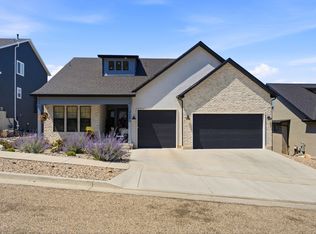 332 E Saddleback Rd, Willard, UT 84340