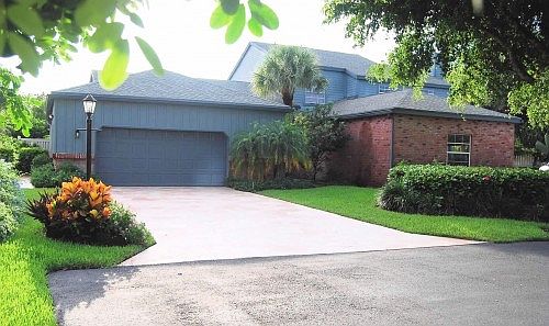 1st image of 6673 Stratford Dr