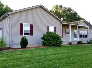 850 N Kansas Ave, Lindsborg, KS 67456