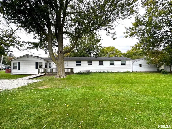404 SE 2nd St, Galva, IL 61434