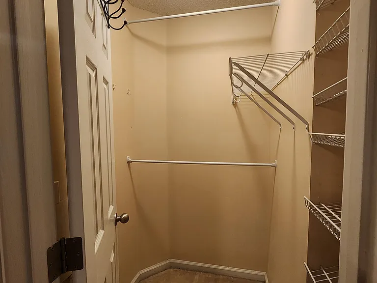 1459 Down River Dr — Photo 16