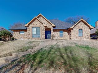 705 Bunker Hill Dr, Arlington, TX 76011