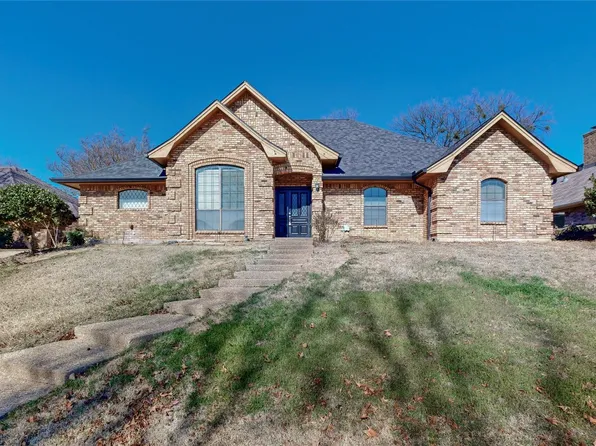 705 Bunker Hill Dr, Arlington, TX 76011