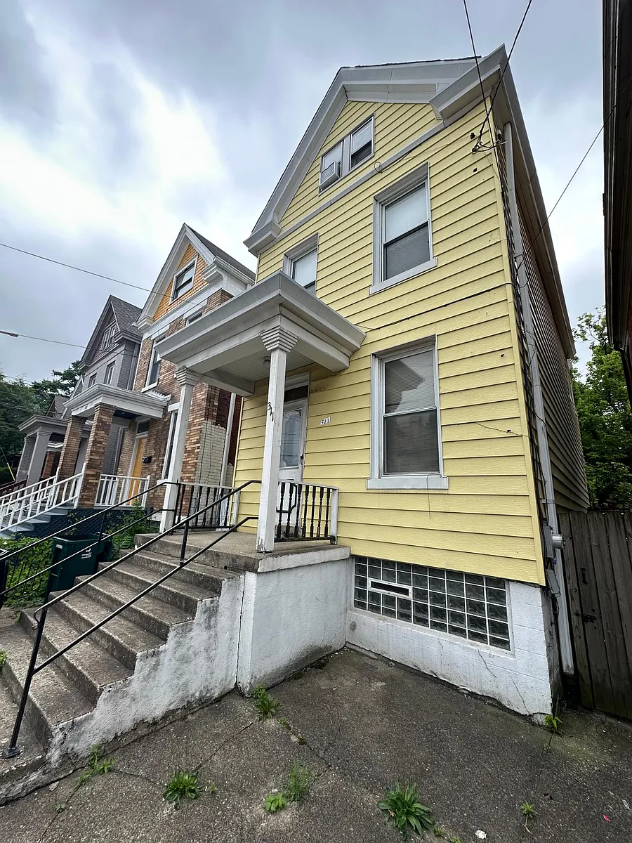 Building Photo - 311 E University Ave