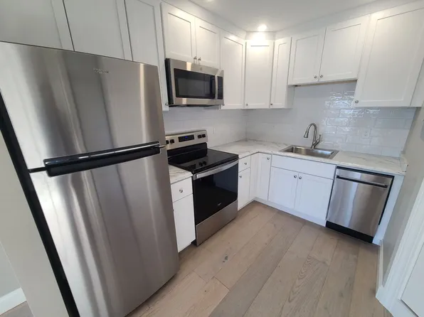 77 Harbor View Ave #3, Winthrop, MA 02152