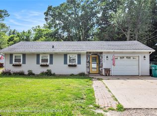 2207 Dean Ave, Holt, MI 48842