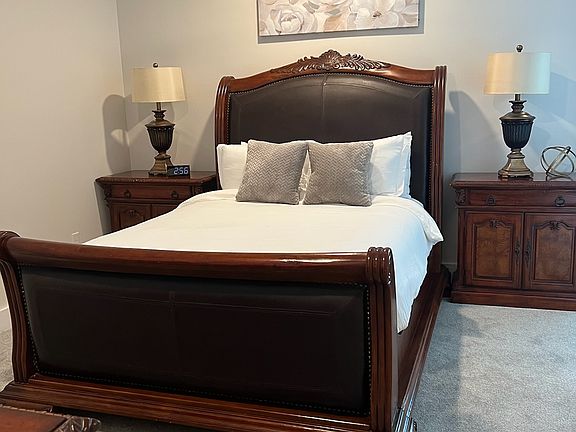 3rd image of 207 Ann Cir #6