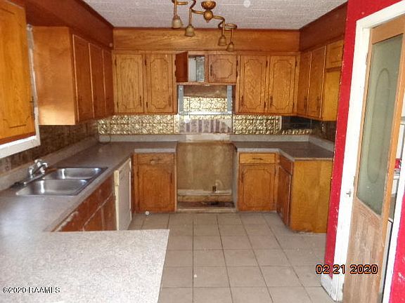 2nd image of 194 Eckart Dr
