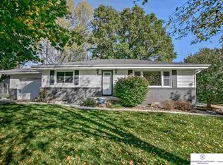 7704 Wirt St, Omaha, NE 68134