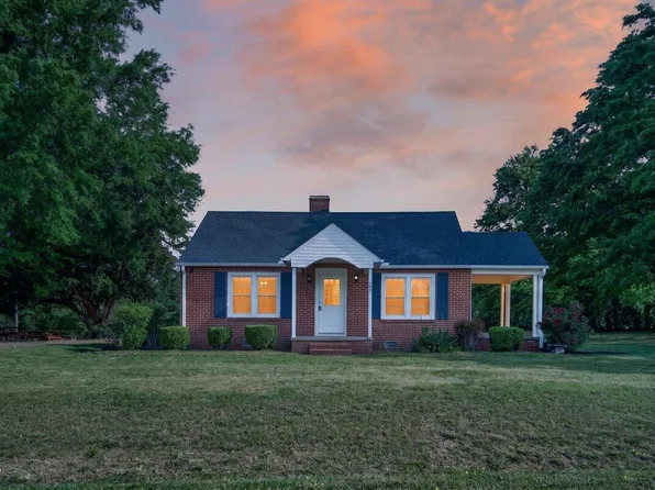 148 Baptist Church Rd, Henderson, NC 27537