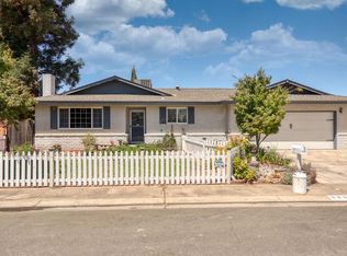 3605 Romie Way, Denair, CA 95316