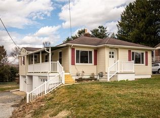 7 Walker Ln, West Middlesex, PA 16159