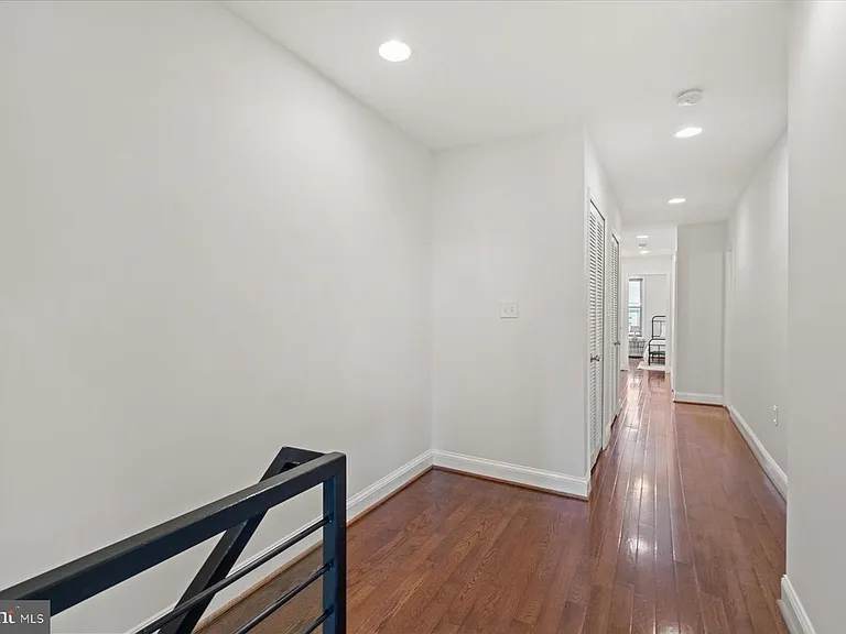 5342 Ames St NE — Photo 13