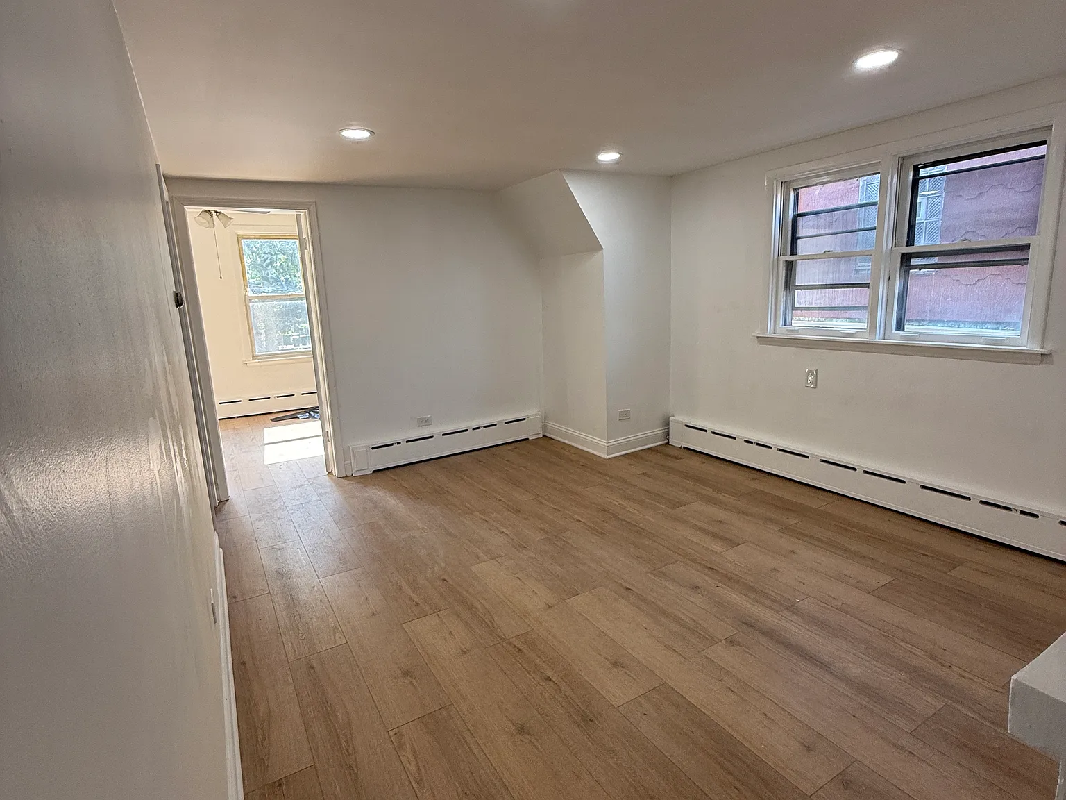 2 bed, $1,850 — Photo 4