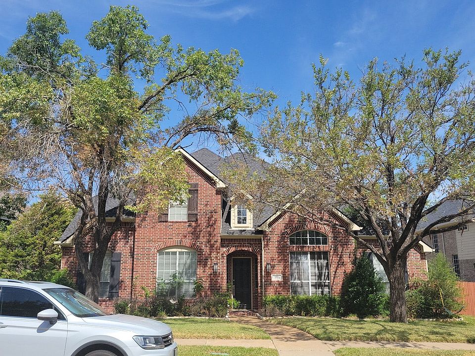 1st image of 616 Roanoke Dr