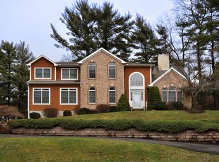 1 Tree Top Ln, Chatham, NJ 07928