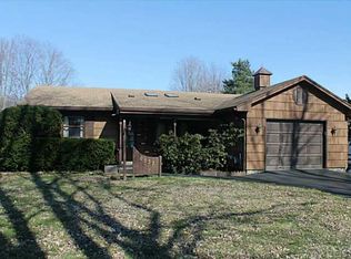 6533 Versailles Rd, Hamburg, NY 14085