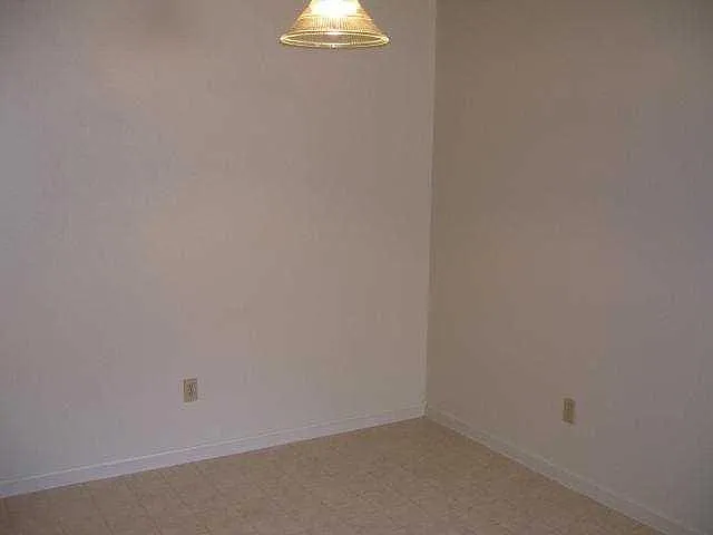 2008 Alex Ave #A — Photo 4