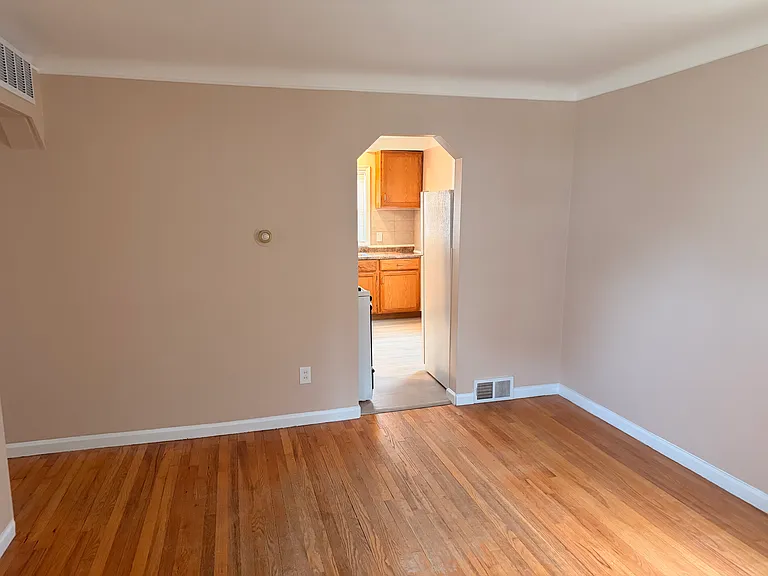 24648 Wilmot Ave — Photo 14